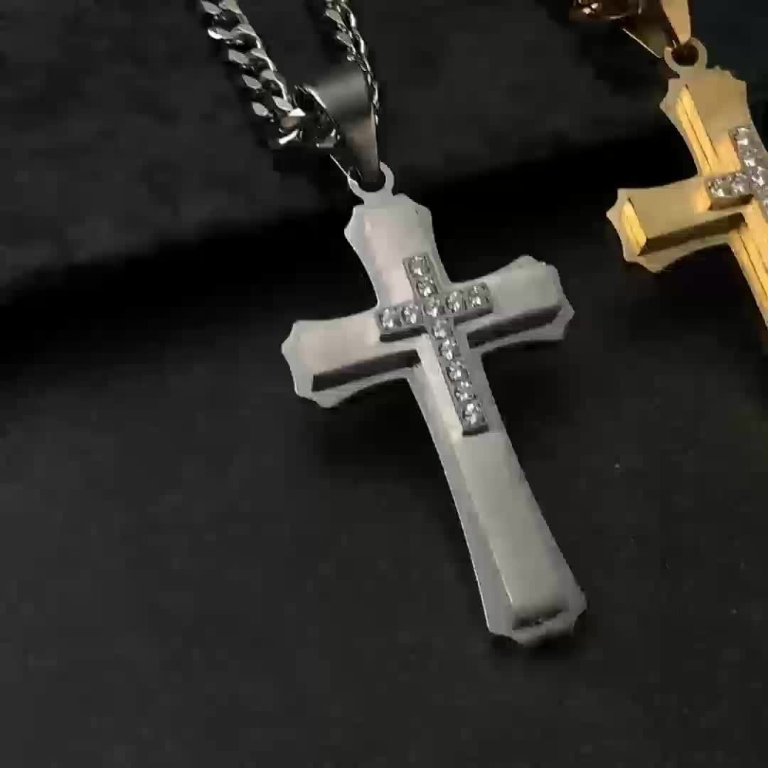 1pc of -Plated 316L 316L Stainless Steel Trendy Cross Pendant Necklace, Adorned with Cubic Synthetic Synthetic Zircon - an Ideal Gift for Friends, Queue Gifts, Christmas Presents, New Year Gifts, New Year'S Day Gifts, Birthday Gifts