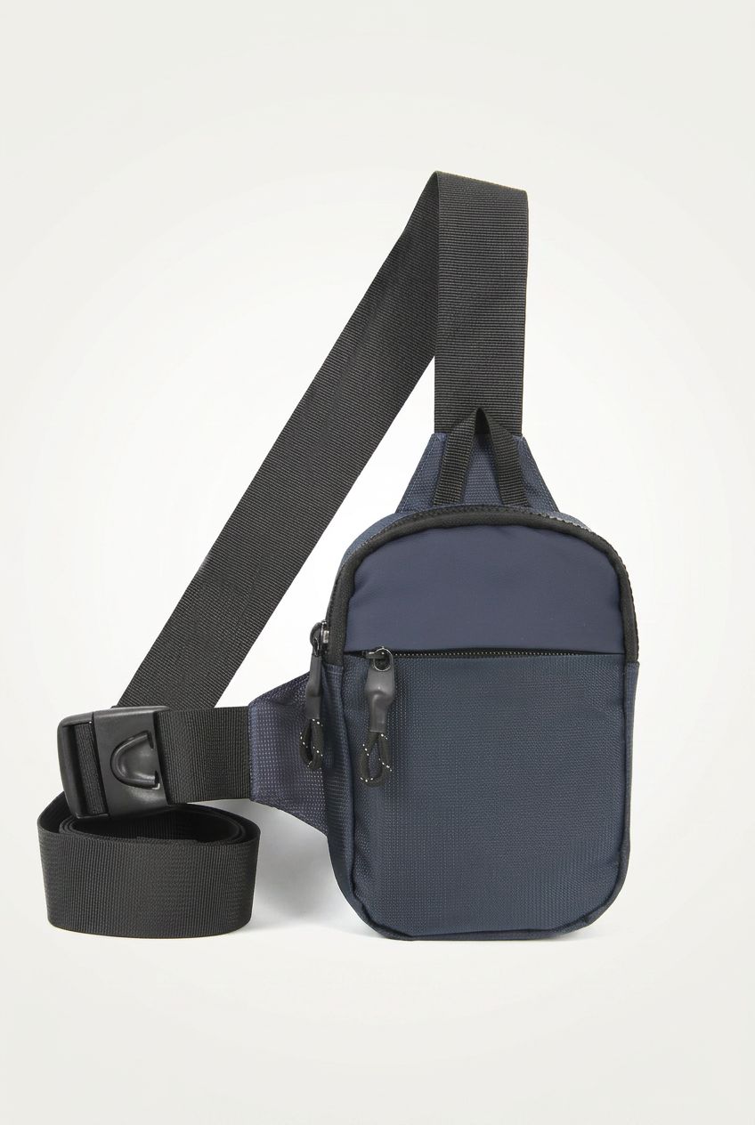 Menloft Chest Bag MetroLite – men's bag front view | Premium quality