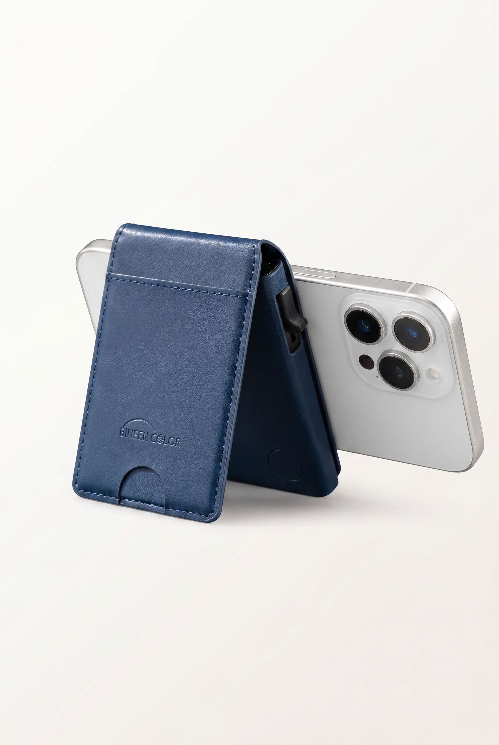 Menloft Card Holder MagVault Pop-Up – men's bag side view | Slim & Minimalist