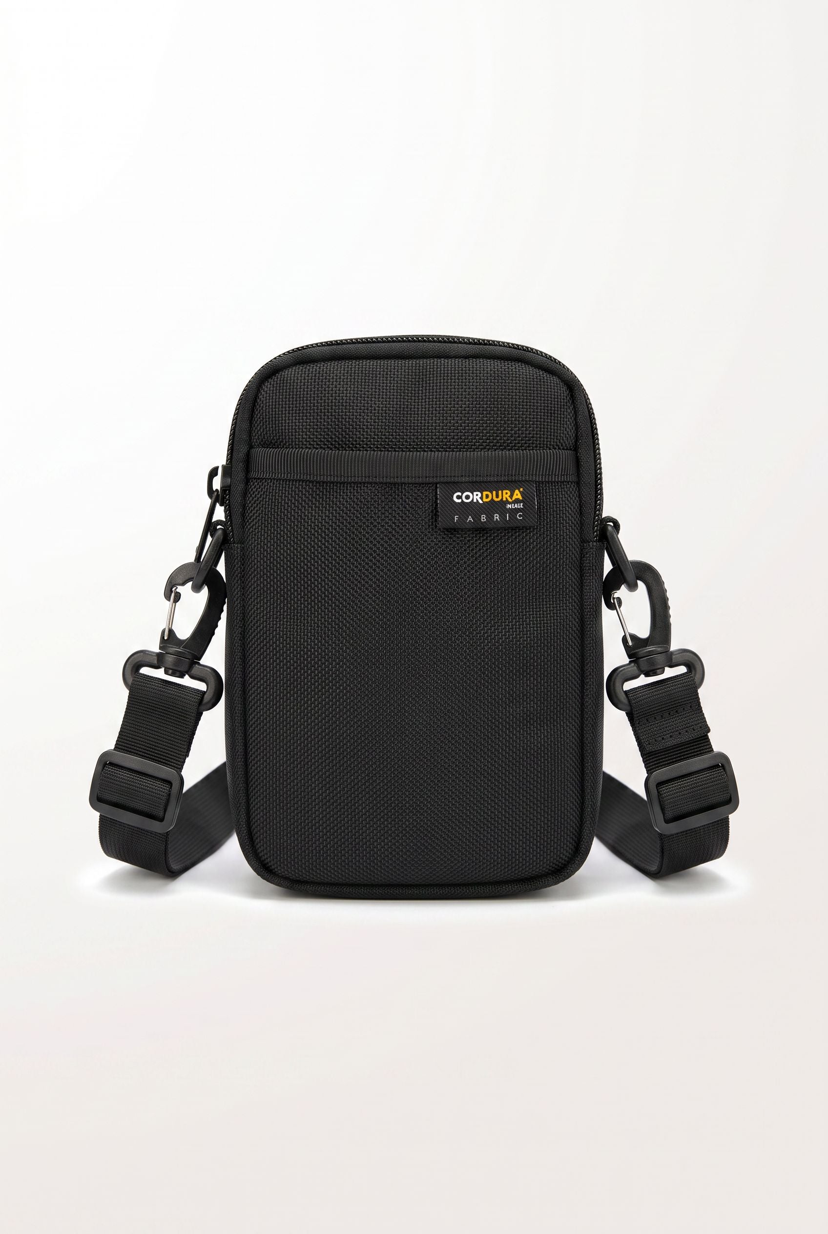 Crossbody NomadCore Cordura – Menloft Premium men's bag | RFID Blocking | Genuine Leather