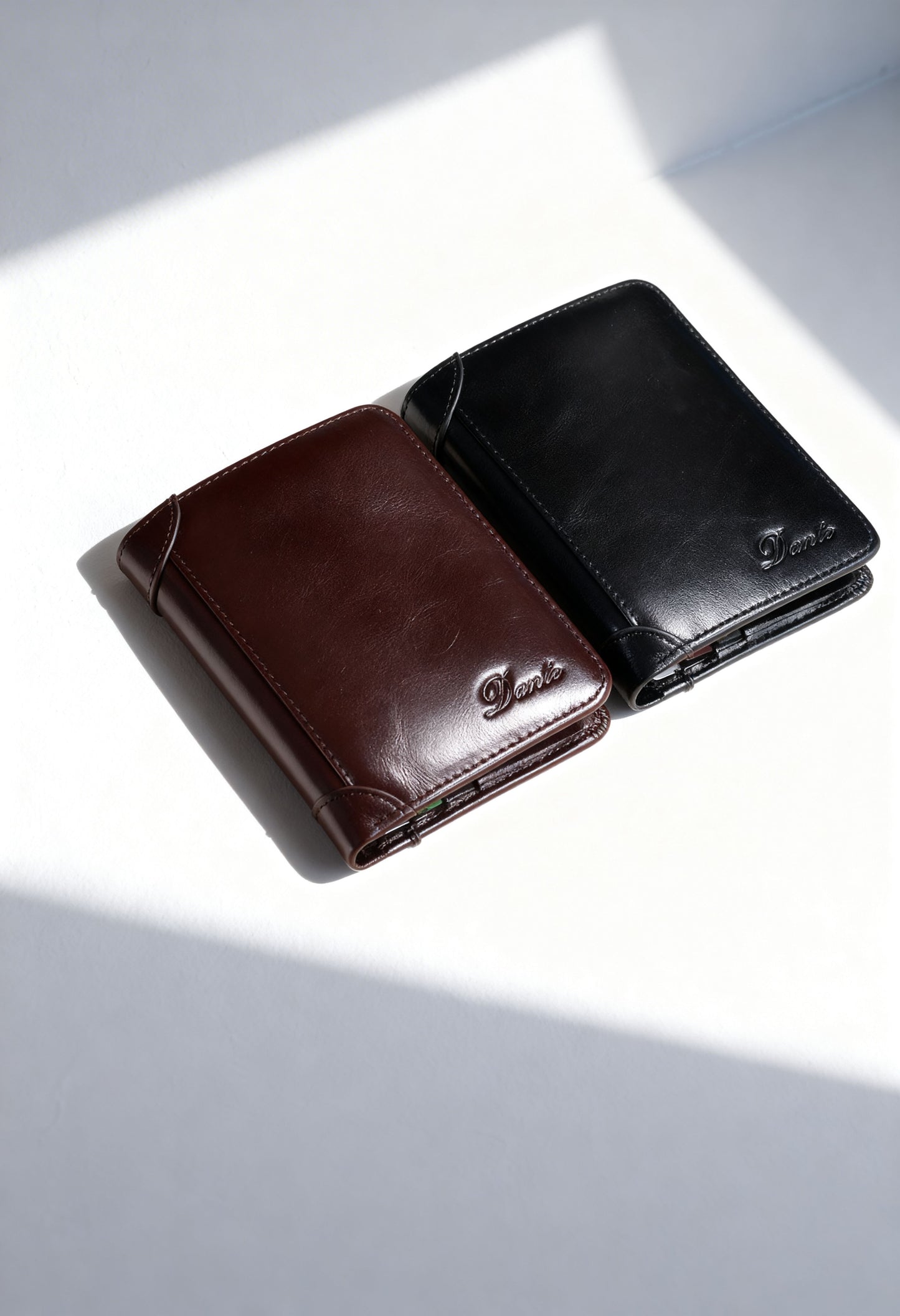 DANTE Men's Luxury RFID Blocking Leather Wallet - Genuine Leather Bifold Wallet Open View