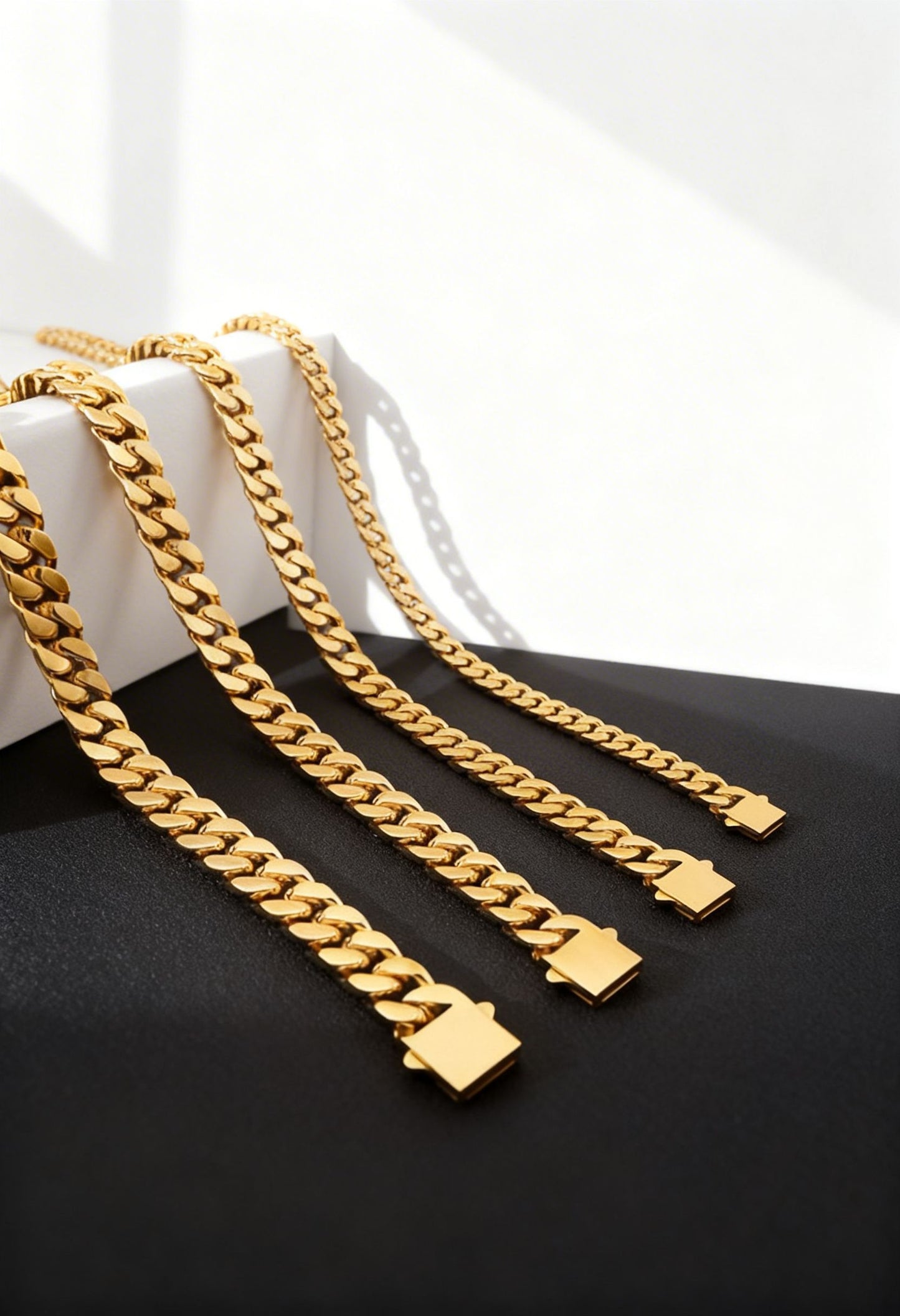 Hip Hop Stainless Steel Encrypted Four-sided Grinding 8.10.12mm Cuban Necklace Spring Buckle Titanium Stainless Steel Hip Hop Necklace for Men. 18K Golden Plated Plated 18K Golden Plated Real 18K Golden Plated Hip Hop Jewelry