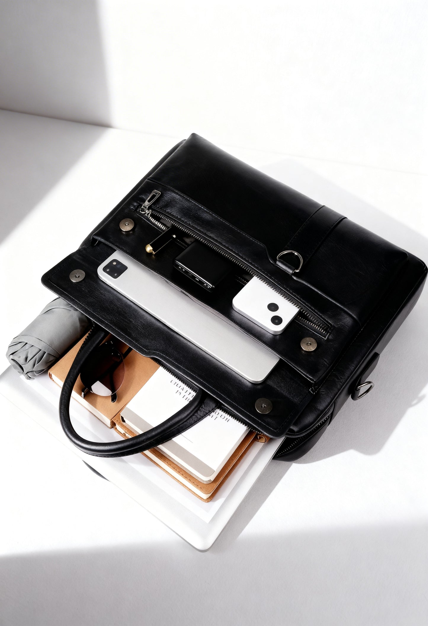 Men's Vintage Brown Business Briefcase - Adjustable Shoulder Strap, Multiple Compartments, Zippered File Folder Laptop and Tablet Messenger Bag, Suitable for 14-inch Laptops, Men's Crossbody Bag, Perfect for Work Travel, Office Ready