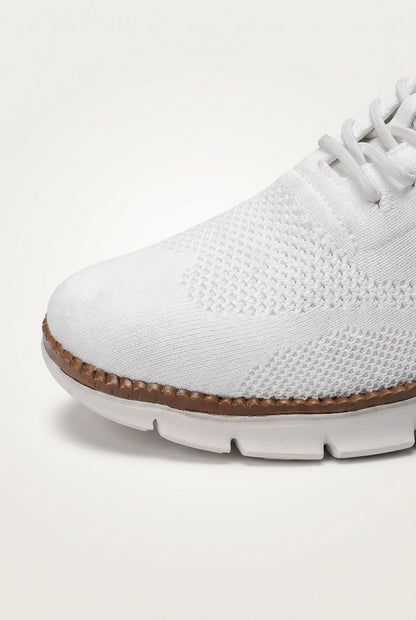 New men's large-sized casual shoes - Fly-Weave mesh breathable sports shoes, lightweight and slip-resistant men's shoes