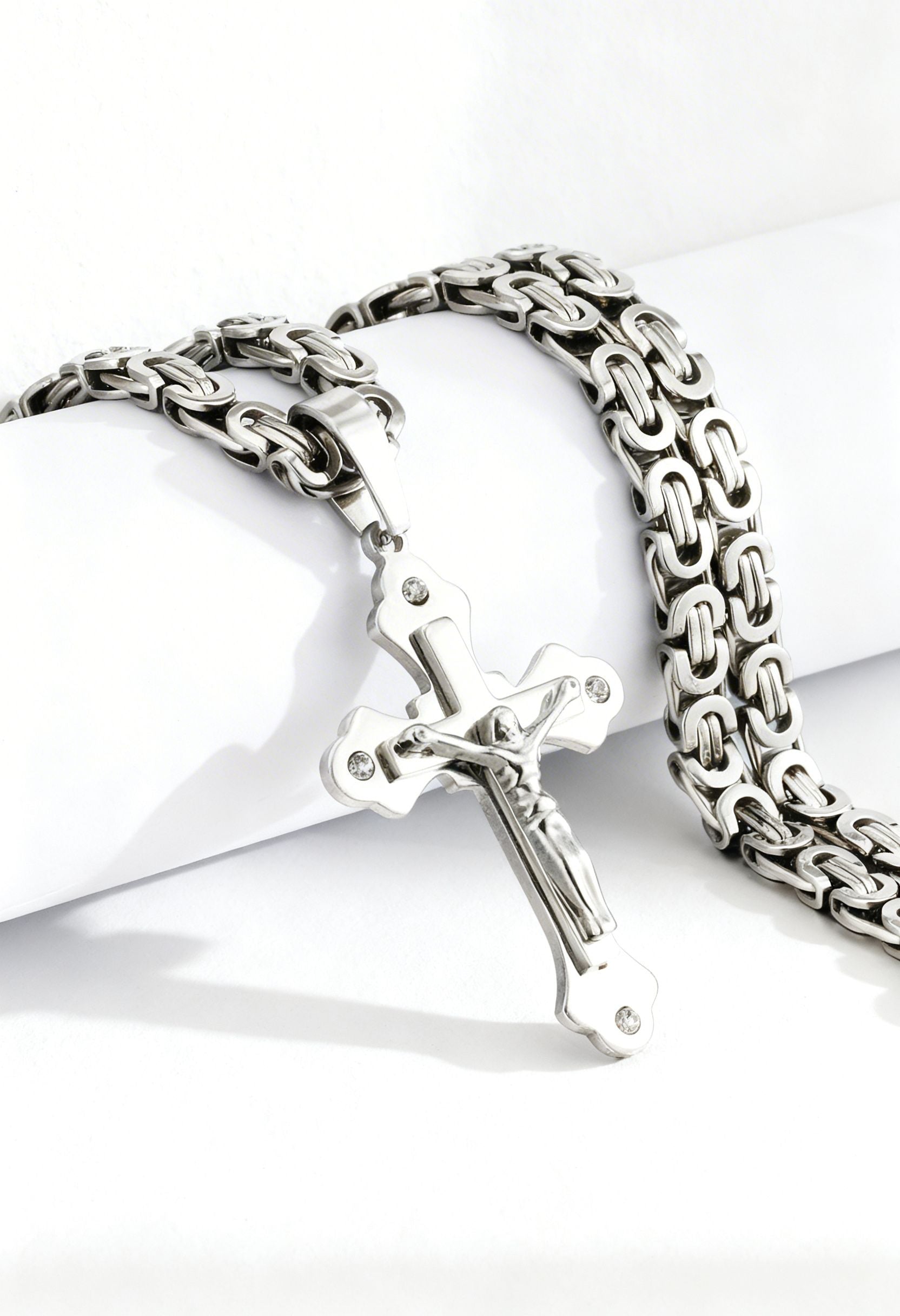 Men's New Cross Pendant Sweater Chain Accessory Handmade Necklace in Gold Plated