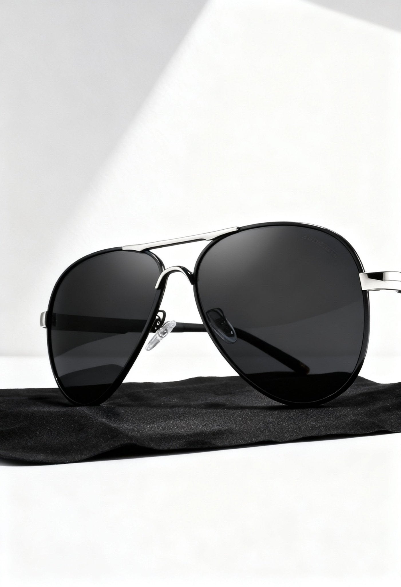 AOWEAR Men's Polarized Sunglasses - Elegant Protection - Menloft