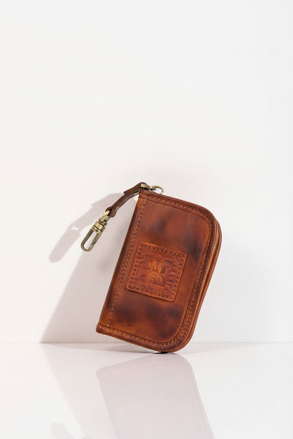 Viking Leather Wallet “NORDHOLD” – Rugged Cowhide Card Holder with Maximum Storage & Durability - Card Slots and ID Window Detail
