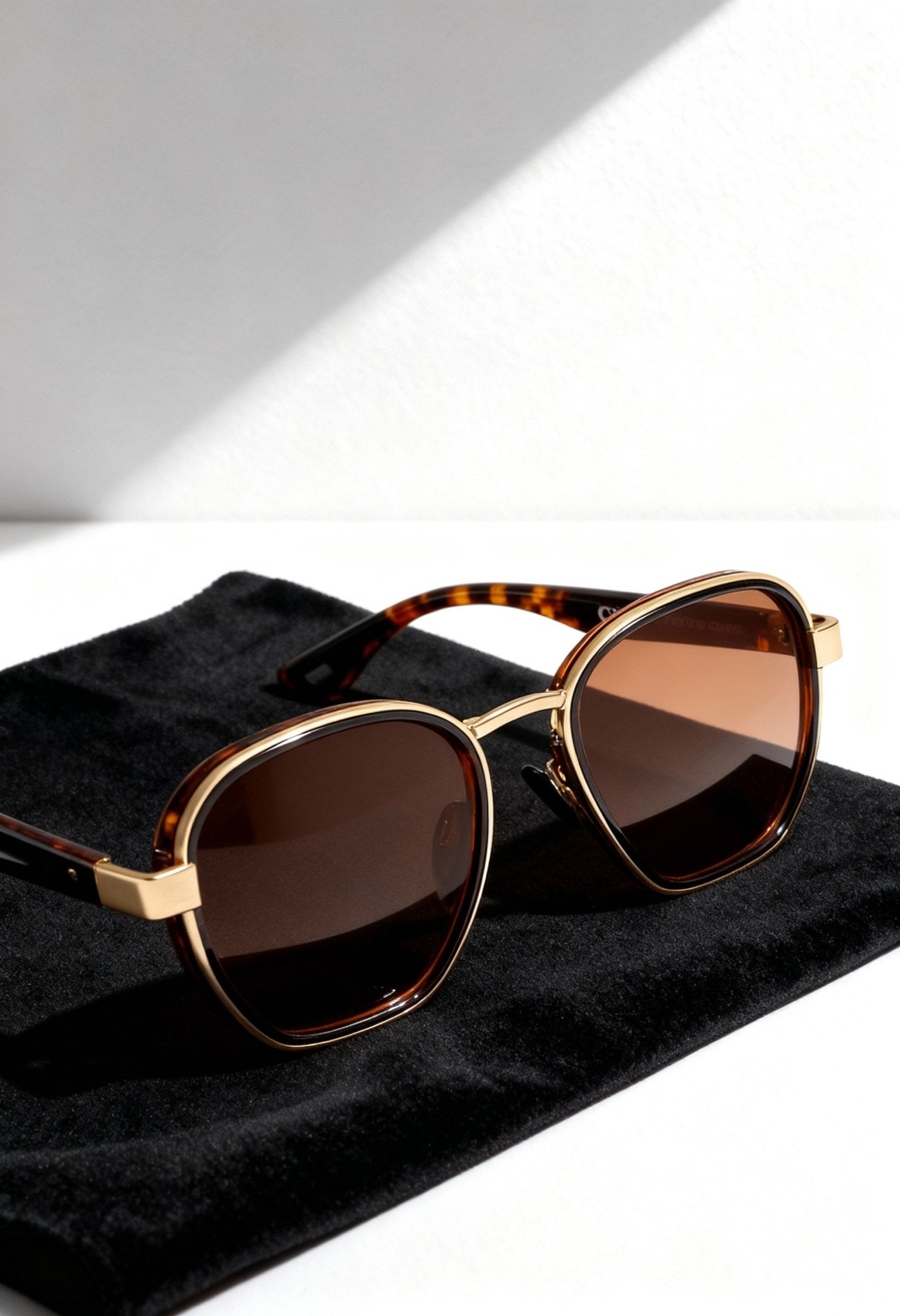 KINGSEVEN Men's Fashion Round Frame Glasses - Menloft