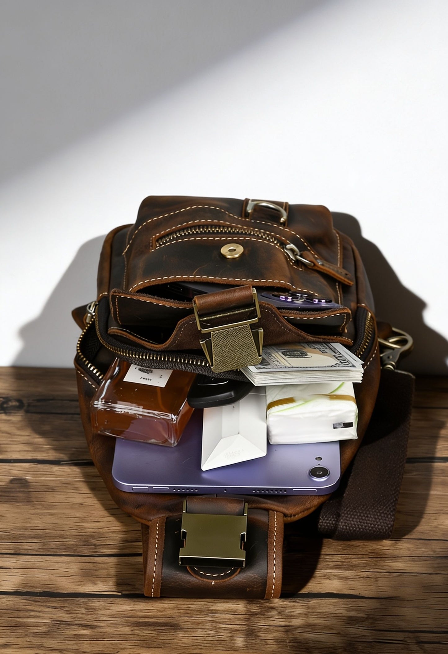 Men's Sling Bag Multi-Compartment — Lightweight & Waterproof Design