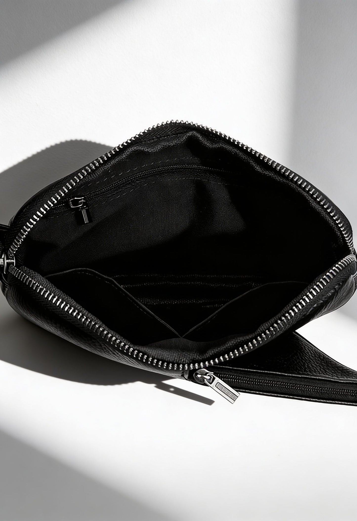 Men's Crossbody Bag Size Reference — Compact & Versatile