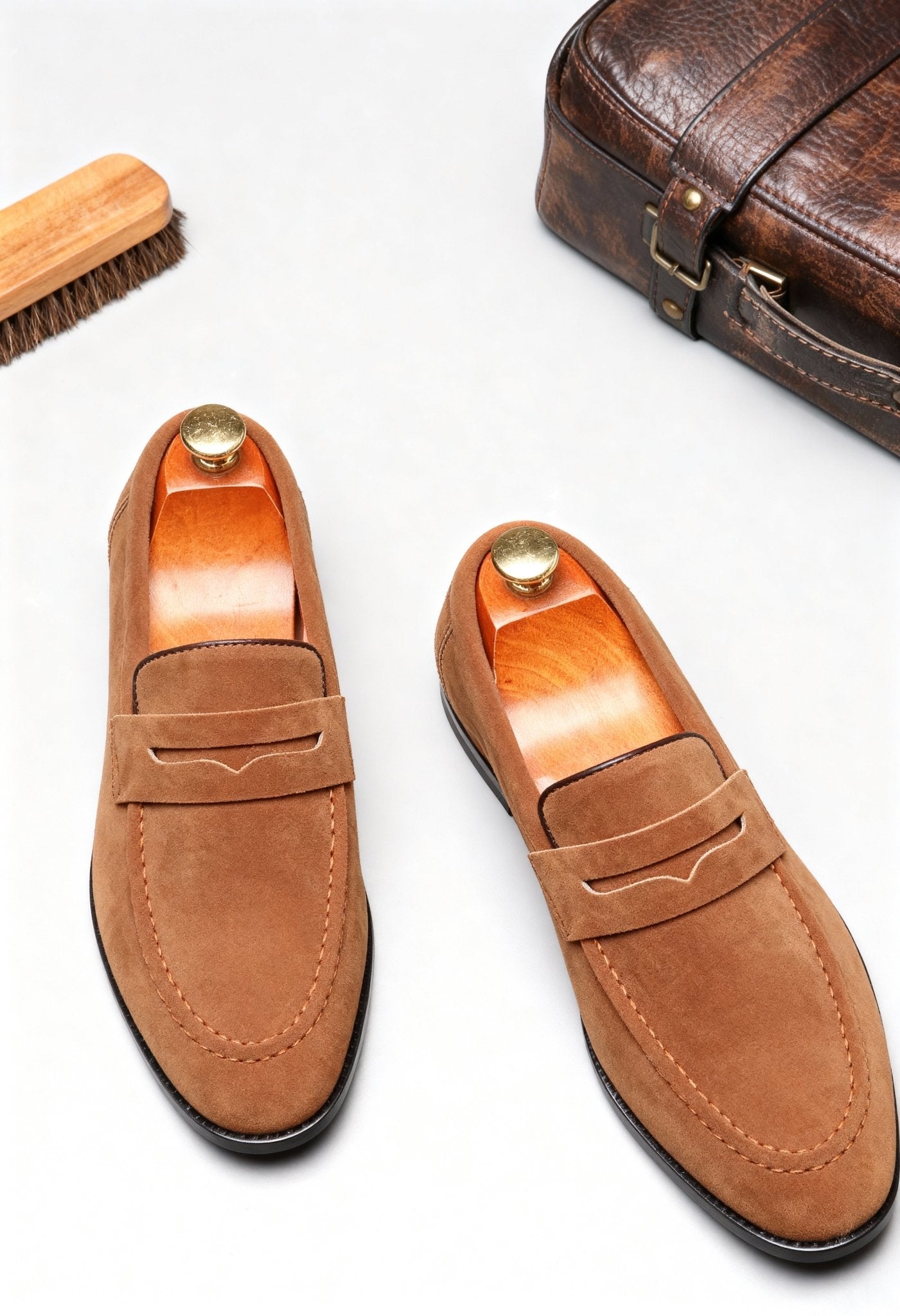 men’s suede loafers interior comfort view Menloft