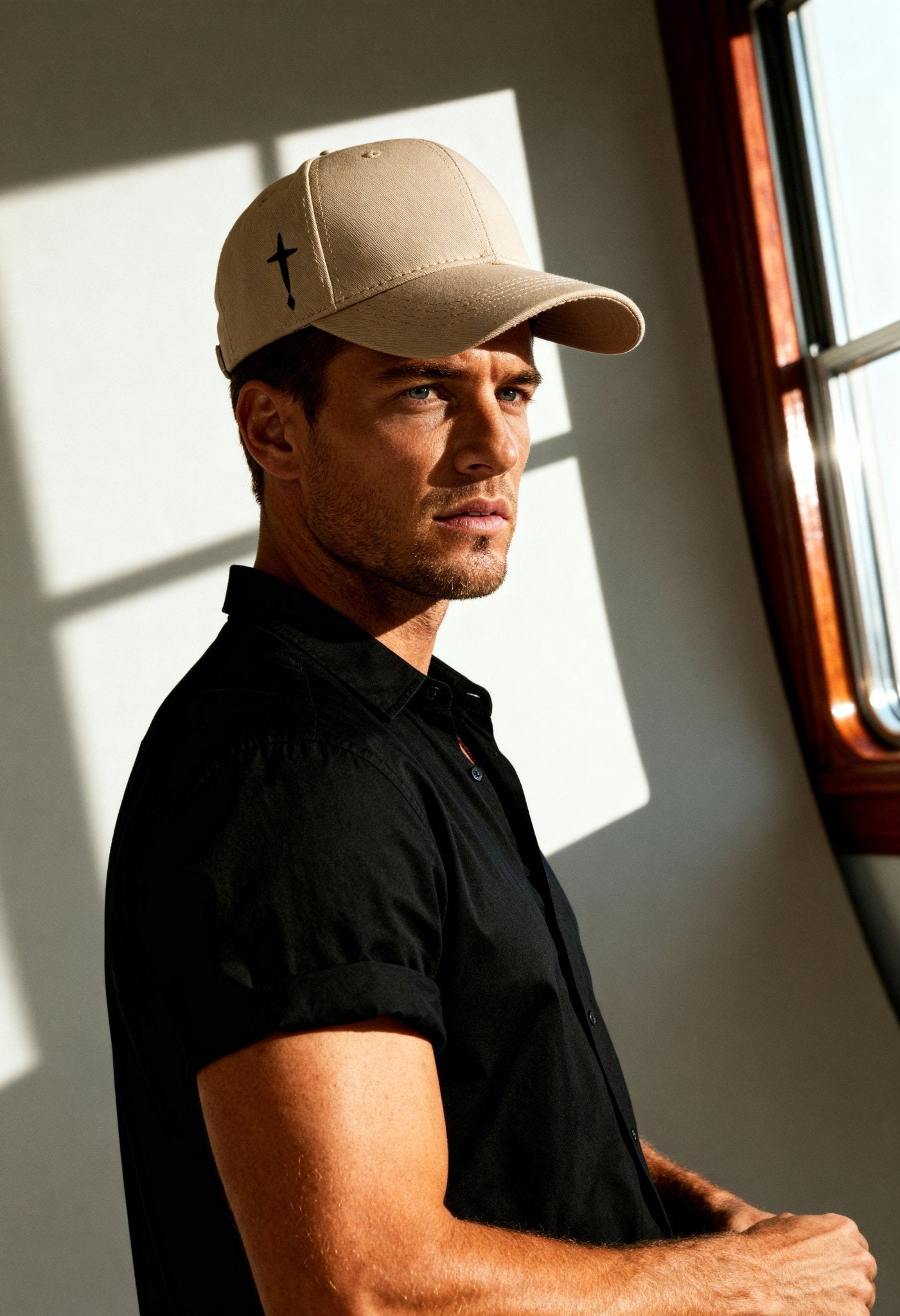 men’s snapback cap side view Menloft